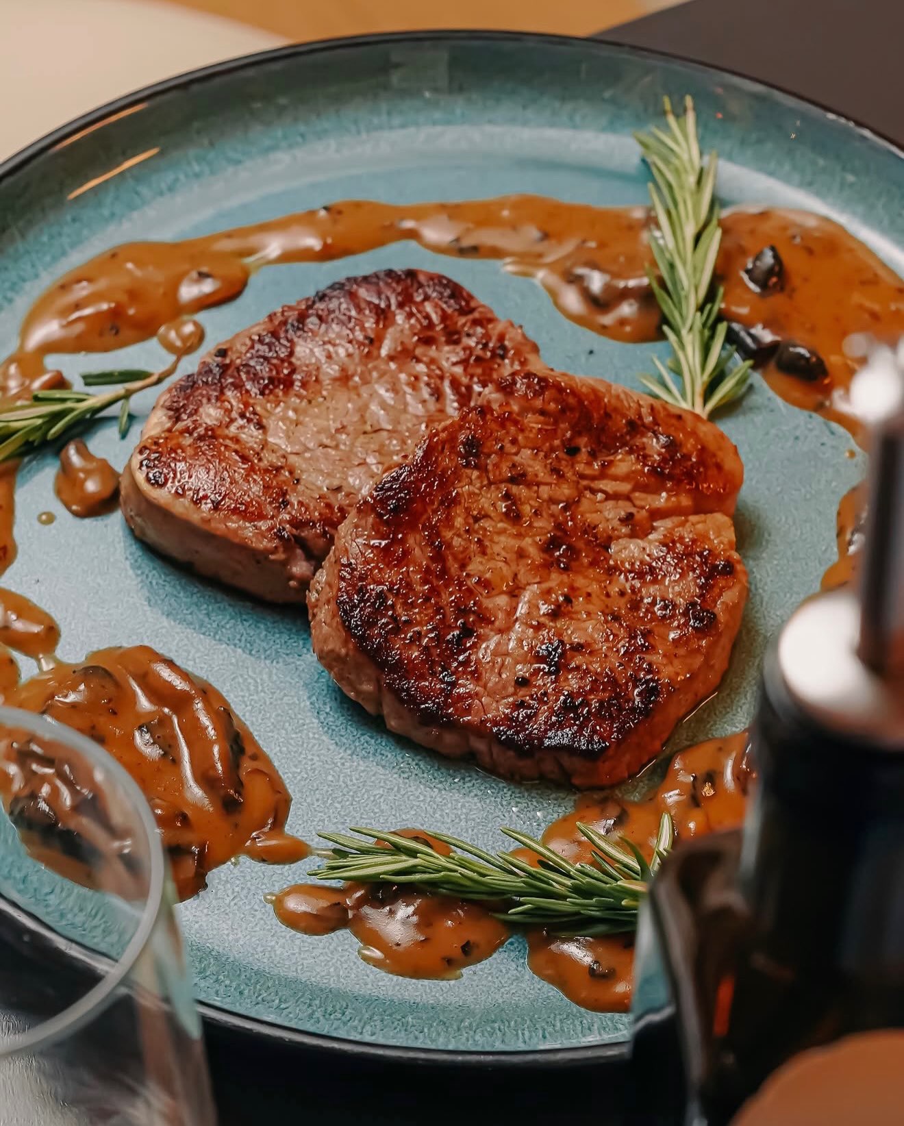 Médaillons de bœuf grillés